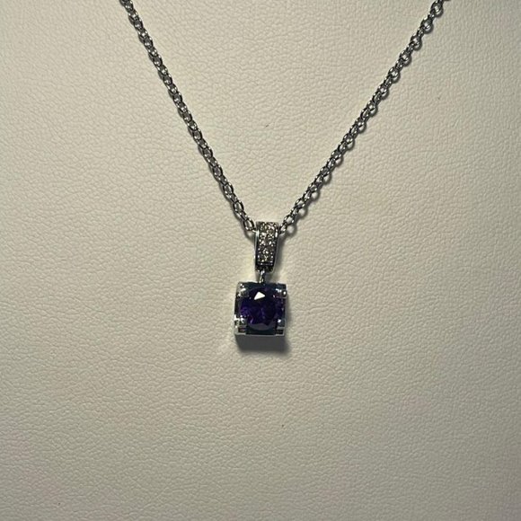 Amethyst Charm Women's Necklace NEW - Picture 2 of 2